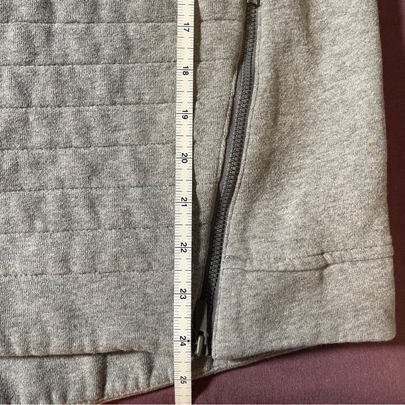 Lululemon Fleece Be True Crew Heathered Medium Grey - Size 12 Pocket - Picture 9 of 11